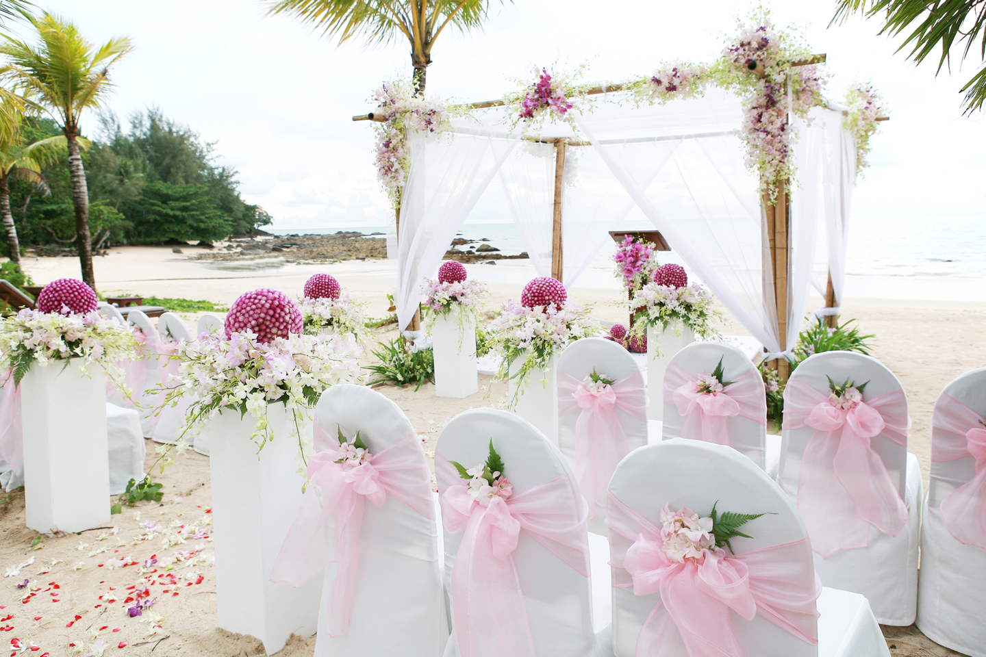 unique wedding stuff